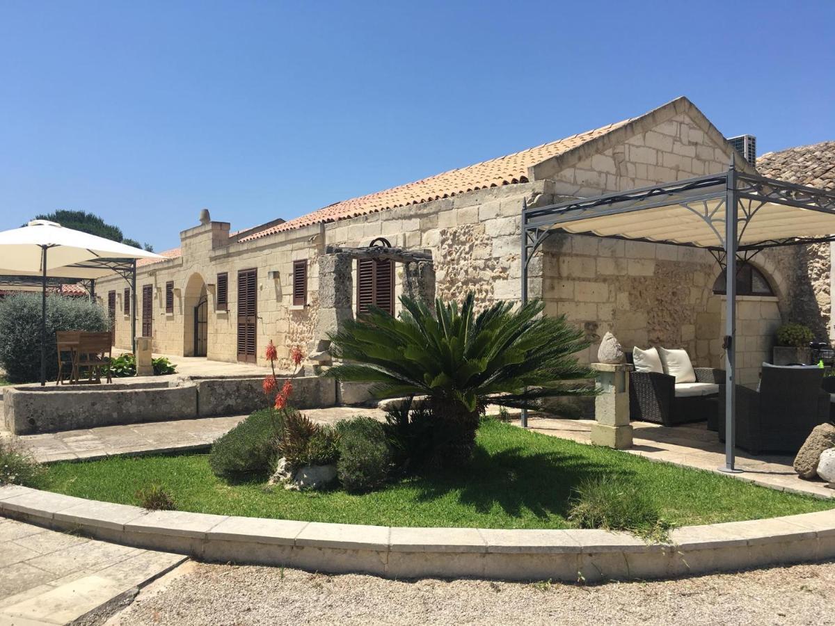 Agriturismo Masseria Costarella Borgagne Exterior foto